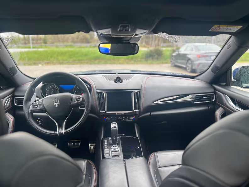 Maserati Levante - 51