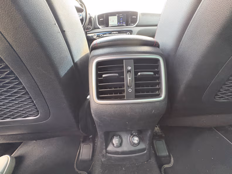 Kia Sportage - 31