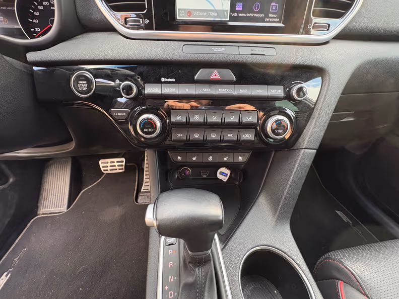 Kia Sportage - 12