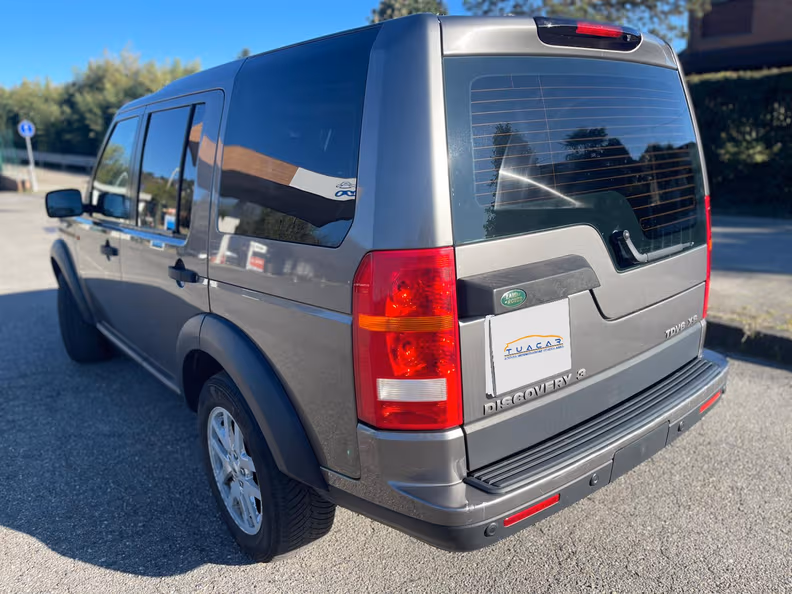 Land Rover Discovery Sport - 38
