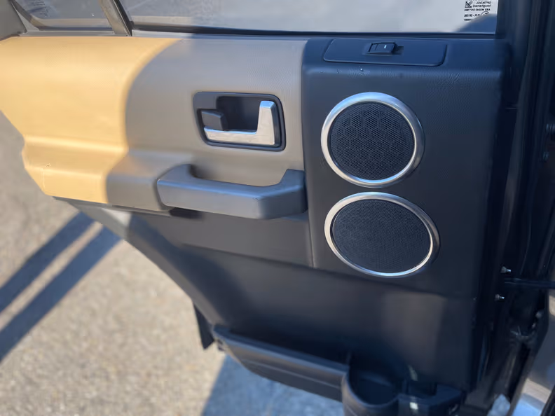 Land Rover Discovery Sport - 22