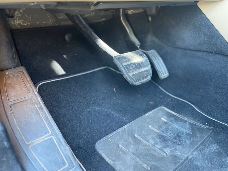Land Rover Discovery Sport - 26
