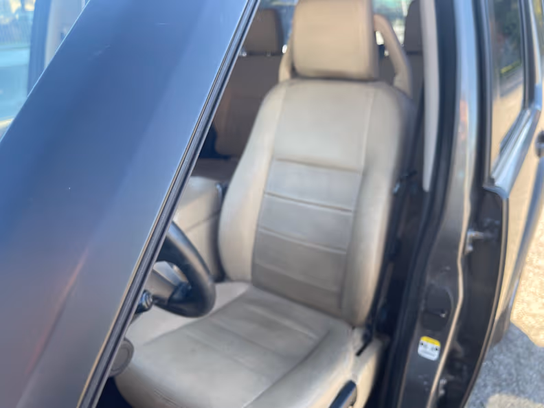 Land Rover Discovery Sport - 27