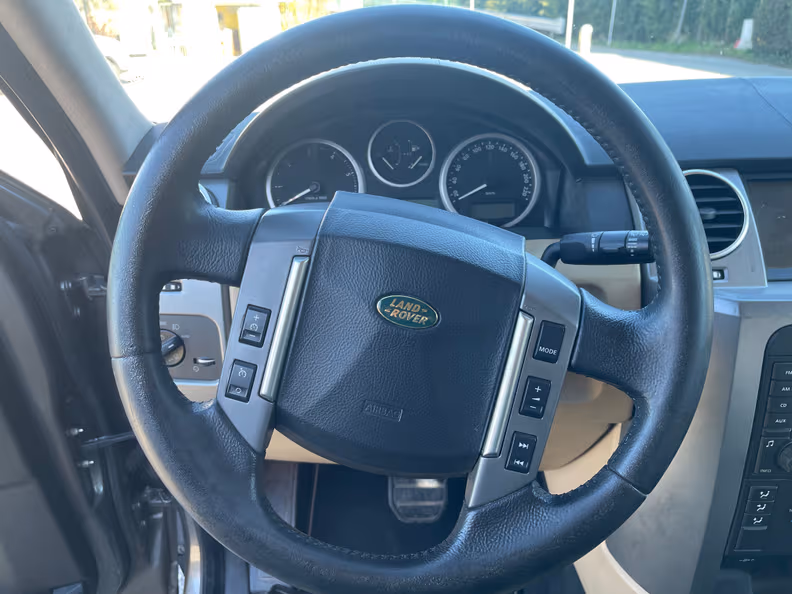 Land Rover Discovery Sport - 29