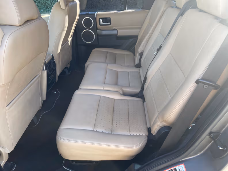 Land Rover Discovery Sport - 19