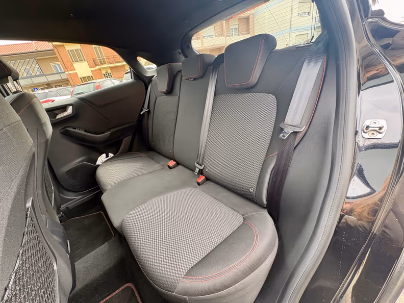Ford Puma - 12