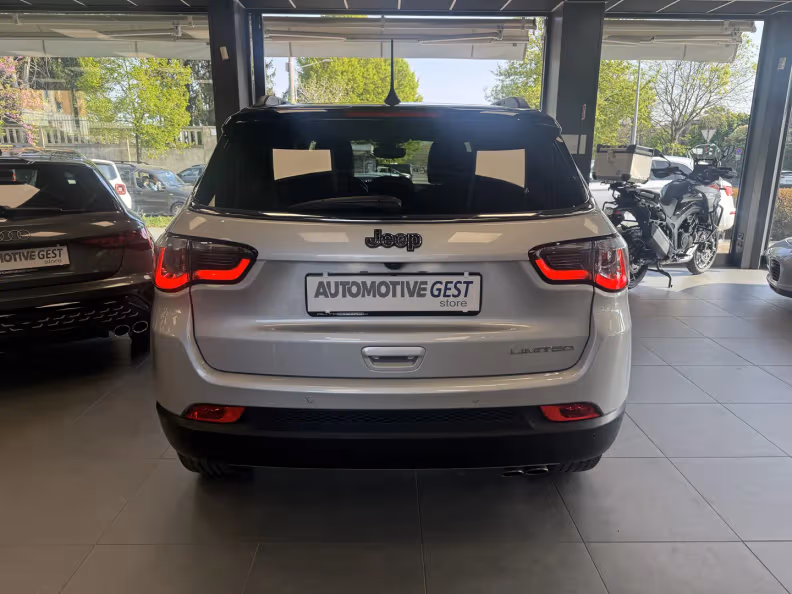 Jeep Compass - 3