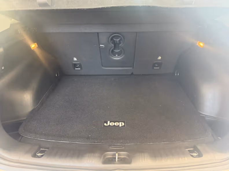 Jeep Compass - 9