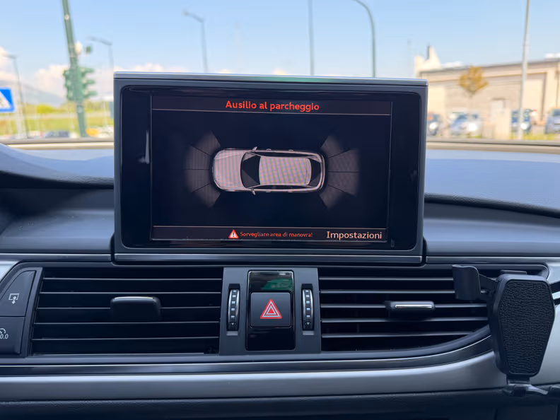 Audi A6 - 24