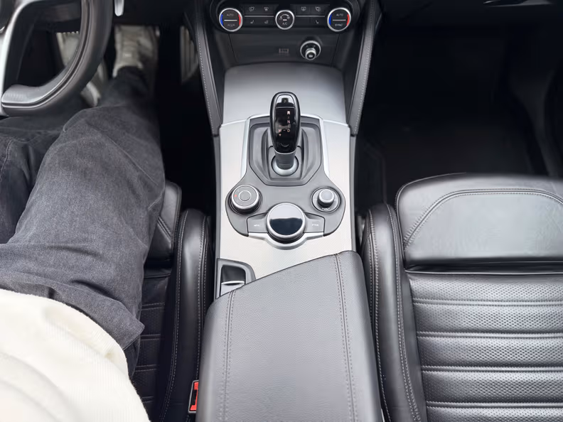 Alfa Romeo Stelvio - 21