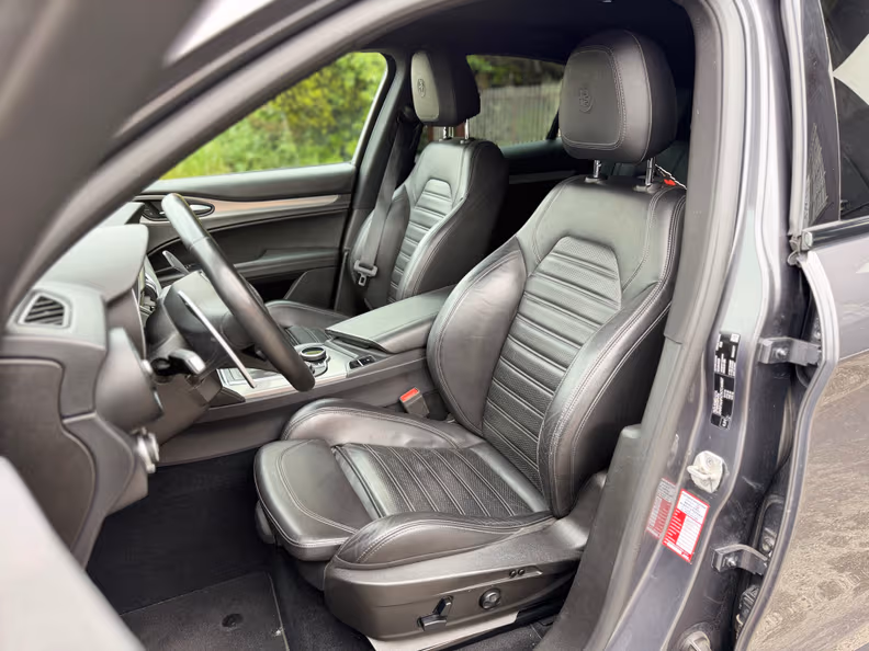 Alfa Romeo Stelvio - 15