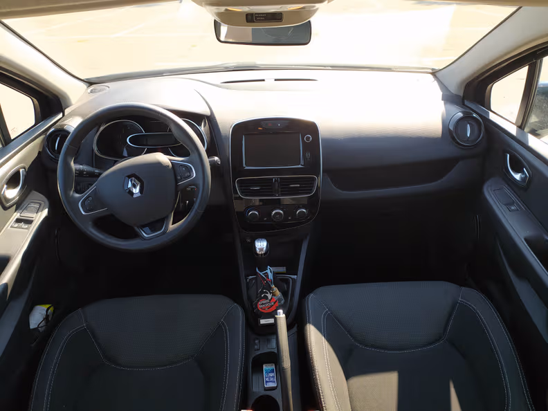 Renault Clio - 8
