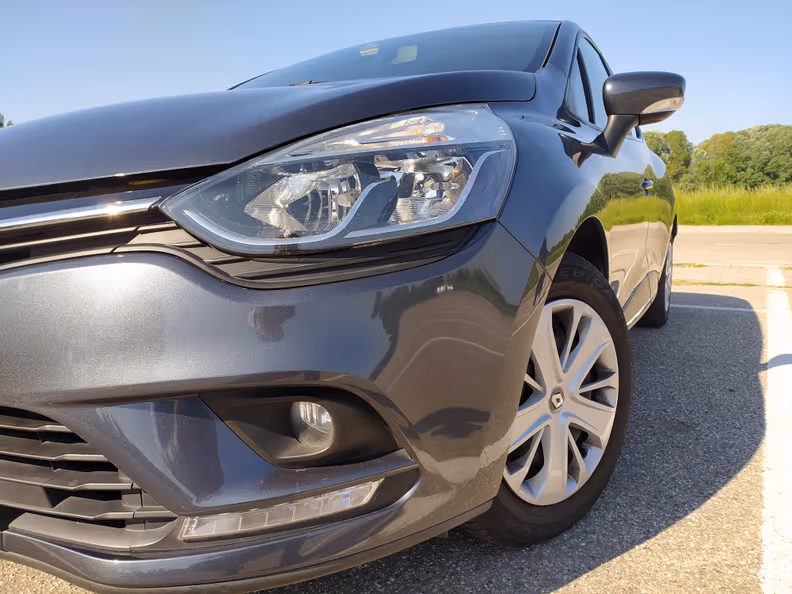 Renault Clio - 6