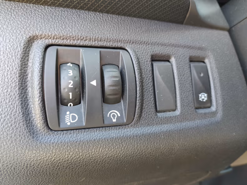 Renault Clio - 54