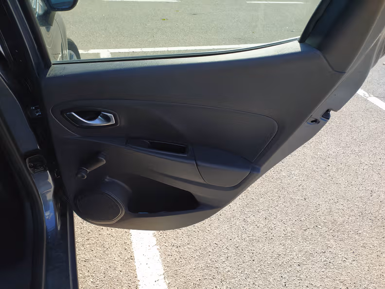 Renault Clio - 40