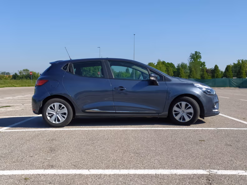 Renault Clio - 20