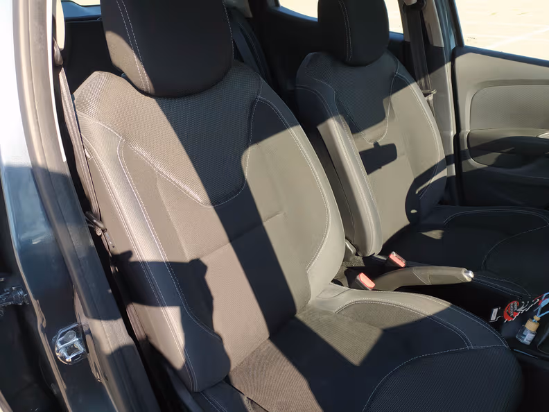 Renault Clio - 39