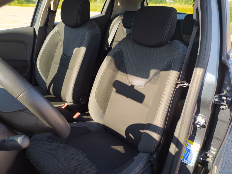 Renault Clio - 36