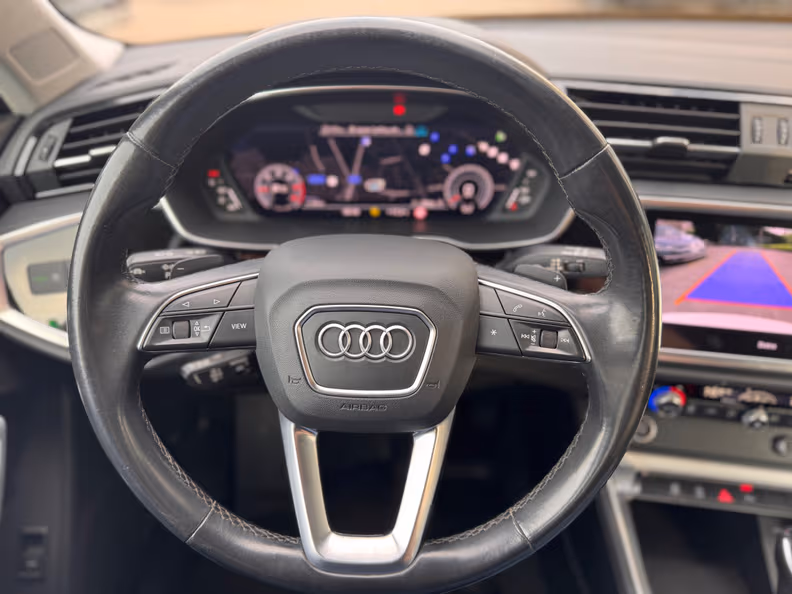 Audi Q3 - 10