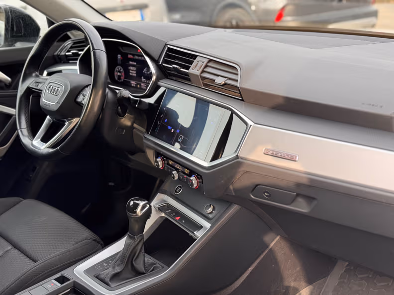 Audi Q3 - 23