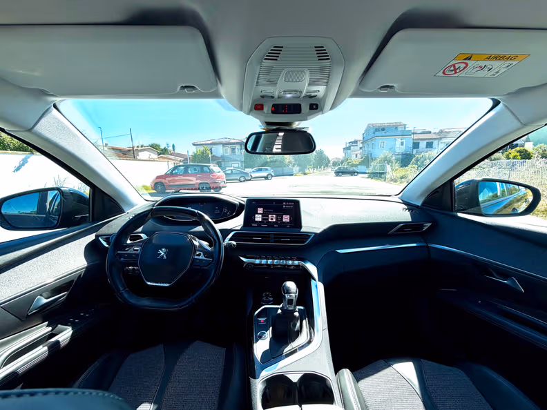 Peugeot 3008 - 8