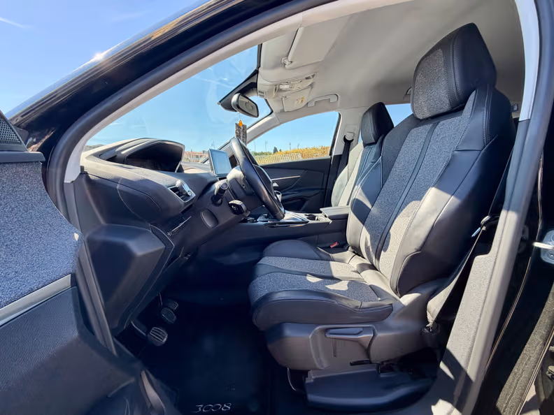 Peugeot 3008 - 23