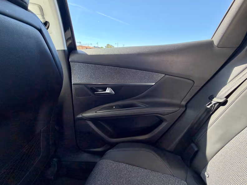 Peugeot 3008 - 35
