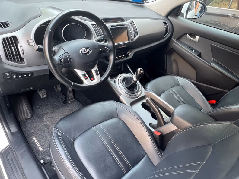 Kia Sportage - 13