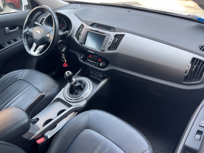 Kia Sportage - 25