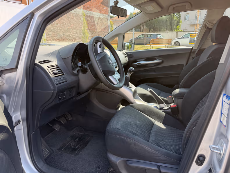 Toyota Auris - 9