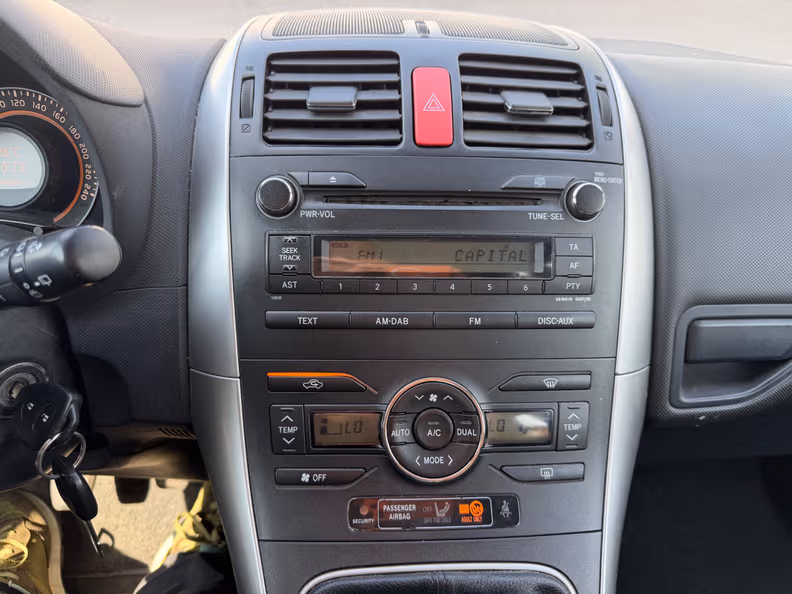 Toyota Auris - 20