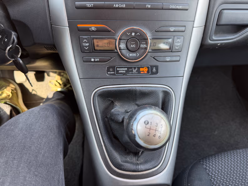 Toyota Auris - 22