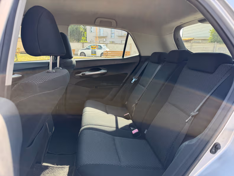 Toyota Auris - 12