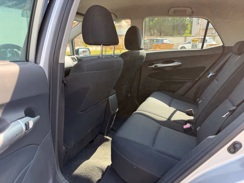 Toyota Auris - 11