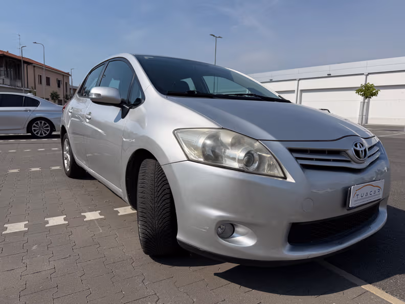 Toyota Auris - 3