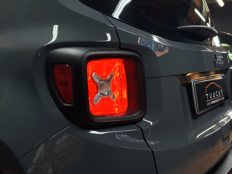 Jeep Renegade - 7