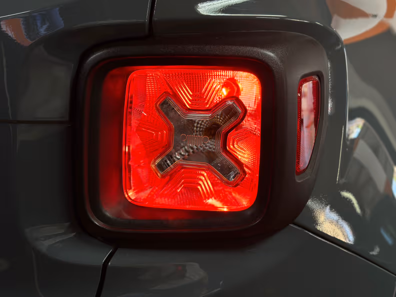 Jeep Renegade - 21