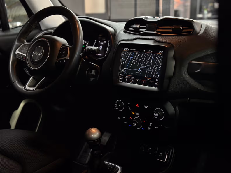 Jeep Renegade - 13