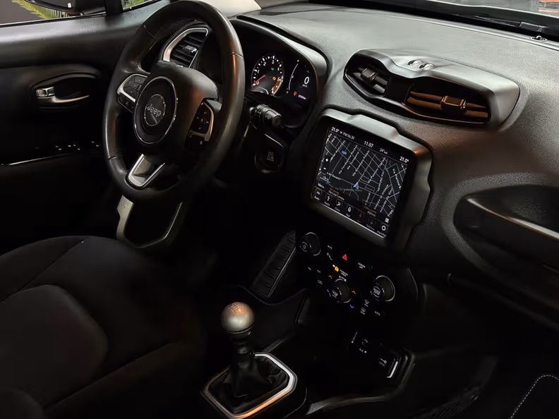 Jeep Renegade - 9