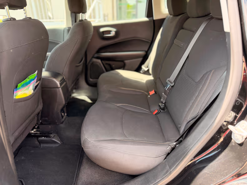 Jeep Compass - 16