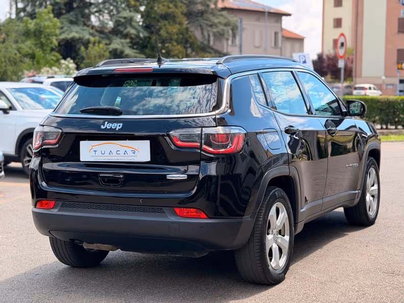 Jeep Compass - 4