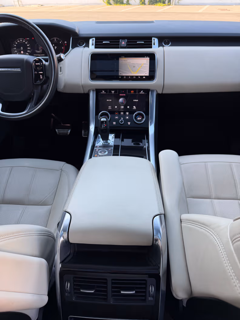 Land Rover Range Rover Sport - 26