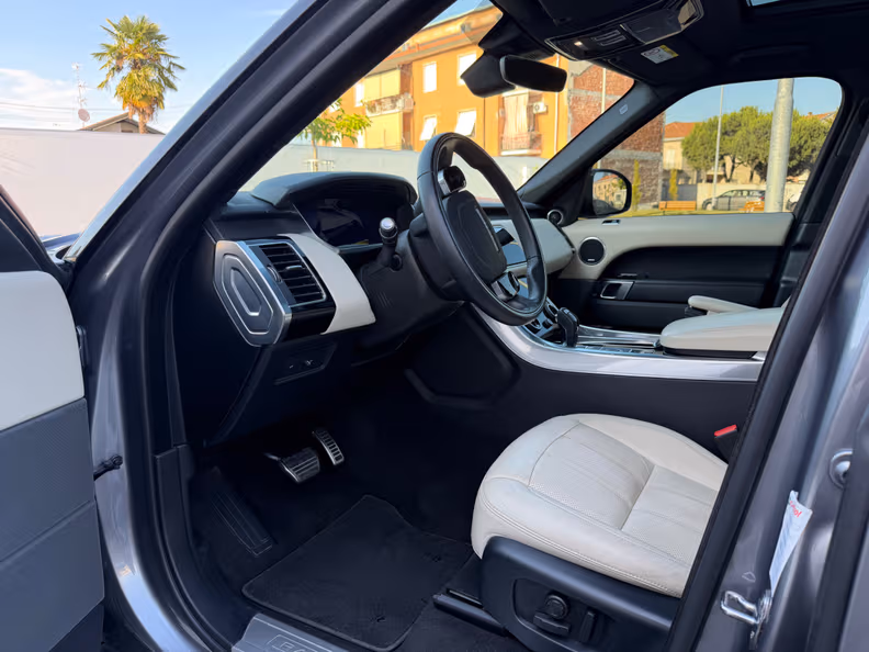 Land Rover Range Rover Sport - 9