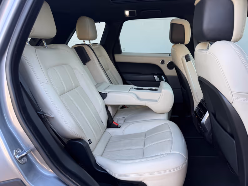 Land Rover Range Rover Sport - 16