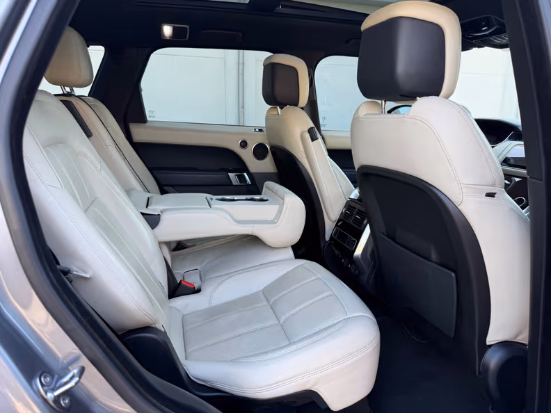 Land Rover Range Rover Sport - 15