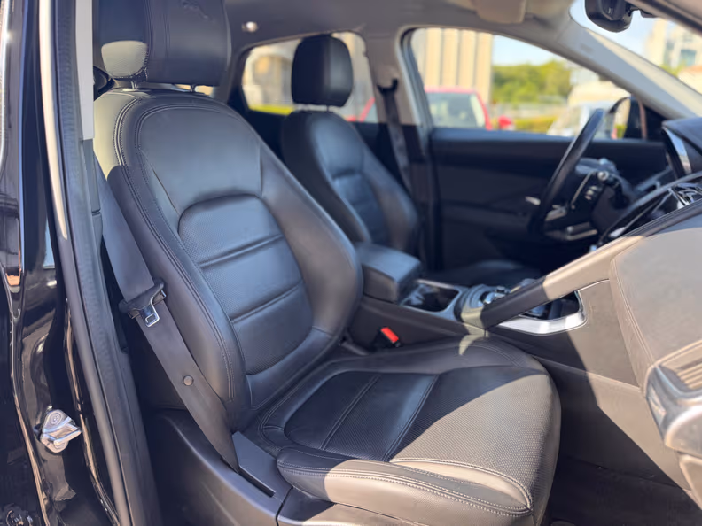 Jaguar E-Pace - 22