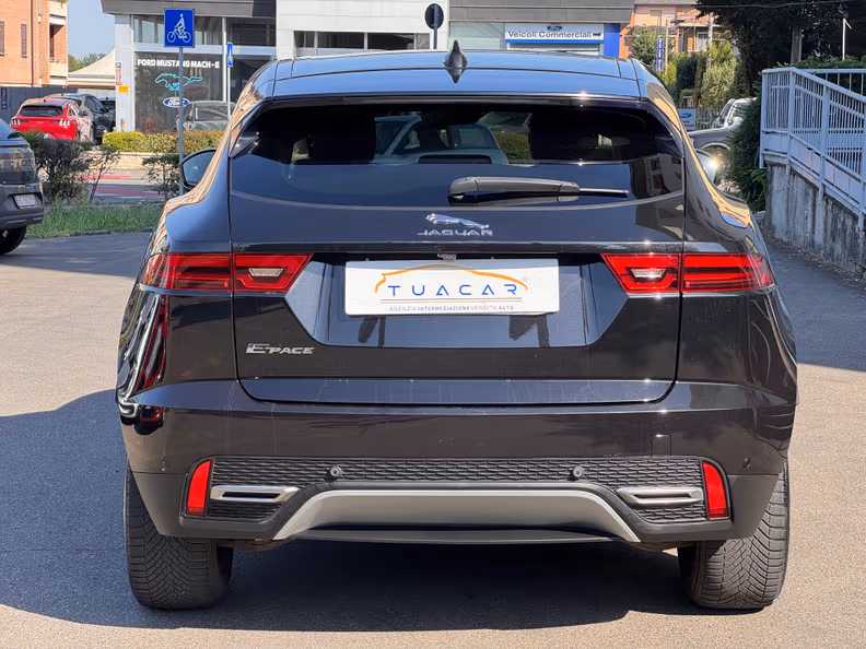 Jaguar E-Pace - 3