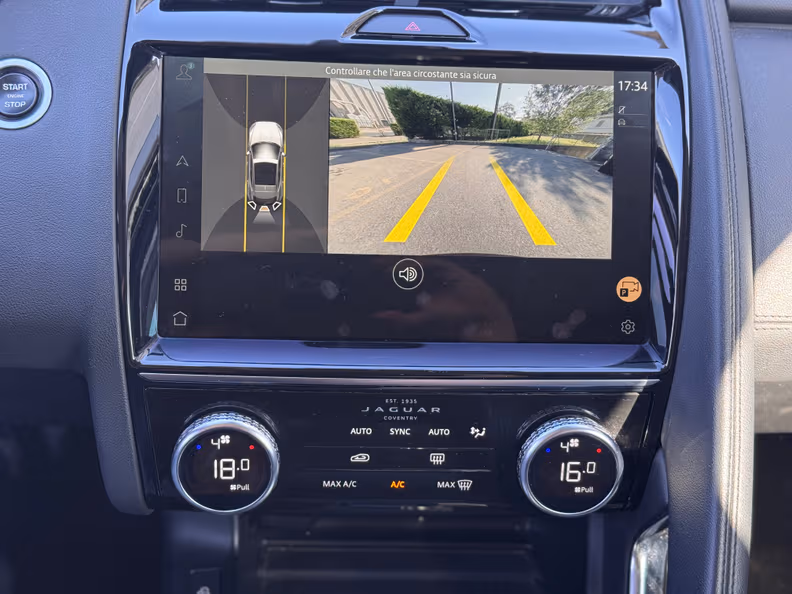 Jaguar E-Pace - 18