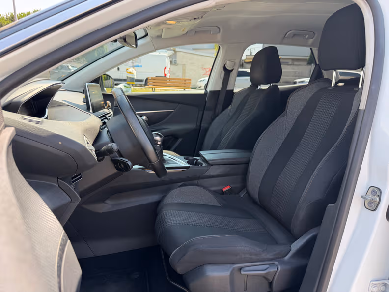 Peugeot 3008 - 10