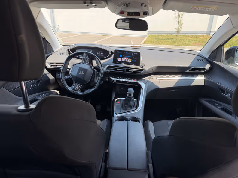 Peugeot 3008 - 17